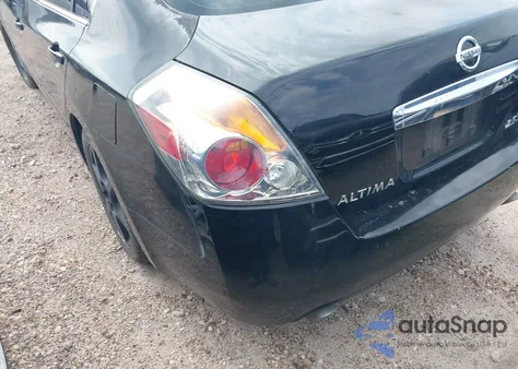 2011 Nissan Altima 2.5 S z USA, uszkodzony, nr VIN 1N4AL2AP7BC121067
